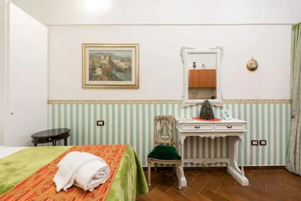 Apartment Apt 1 In The Historic Center Bari Italy