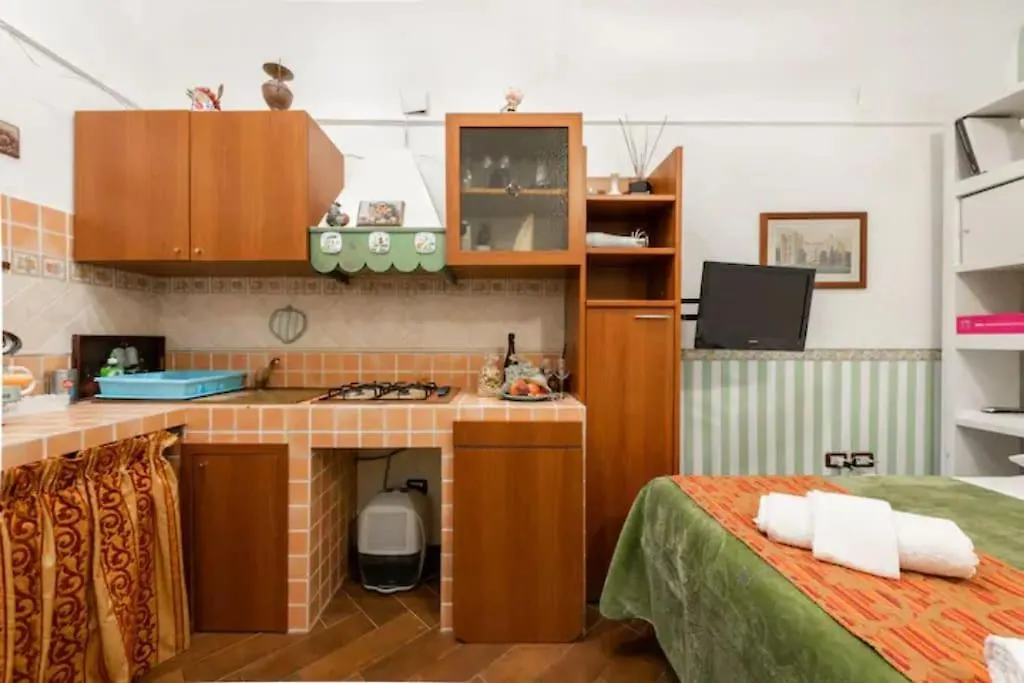Apt 1 In The Historic Center Bari