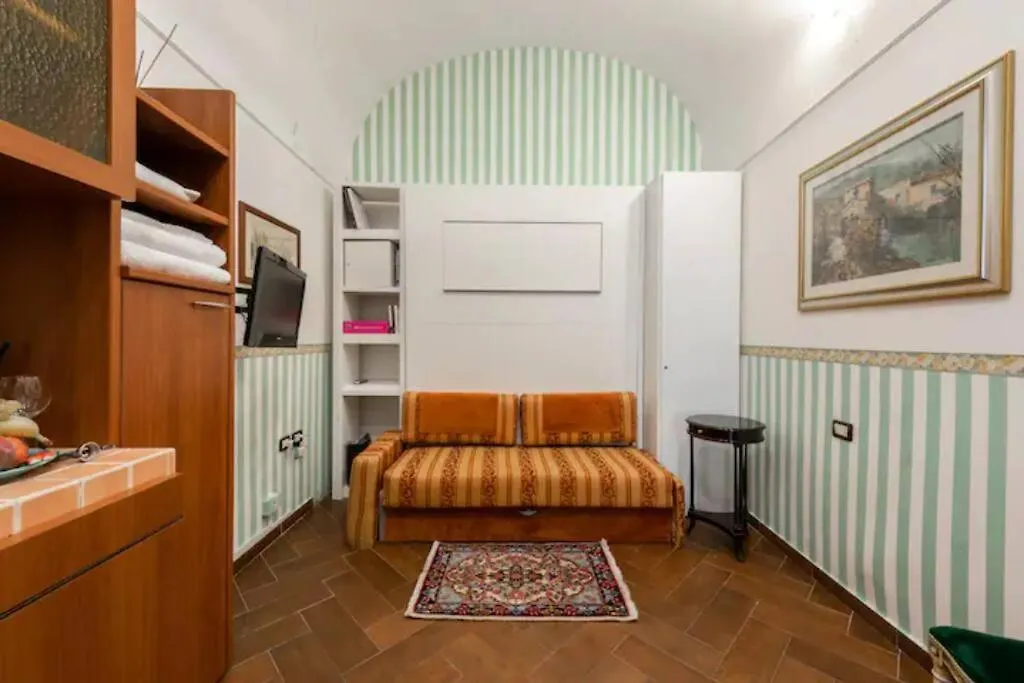 Apartment Apt 1 In The Historic Center Bari